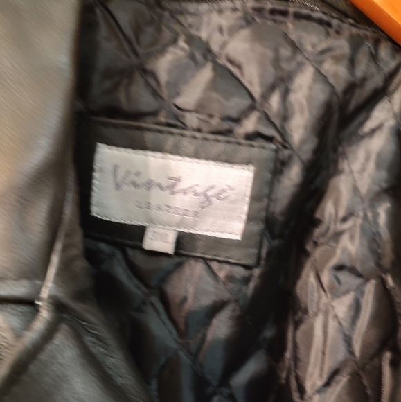 LEATHER Motorcycle jacket - Picture 3 of 3